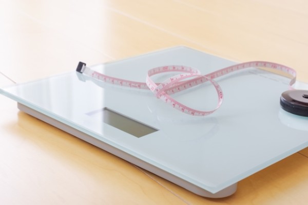 体重を測る画像